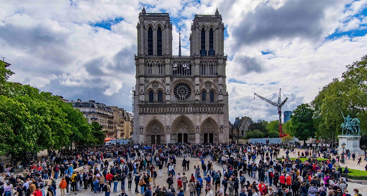 Plus de 6 millions de visiteurs se sont pressé pour voir la cathédrale depuis sa réouverture.