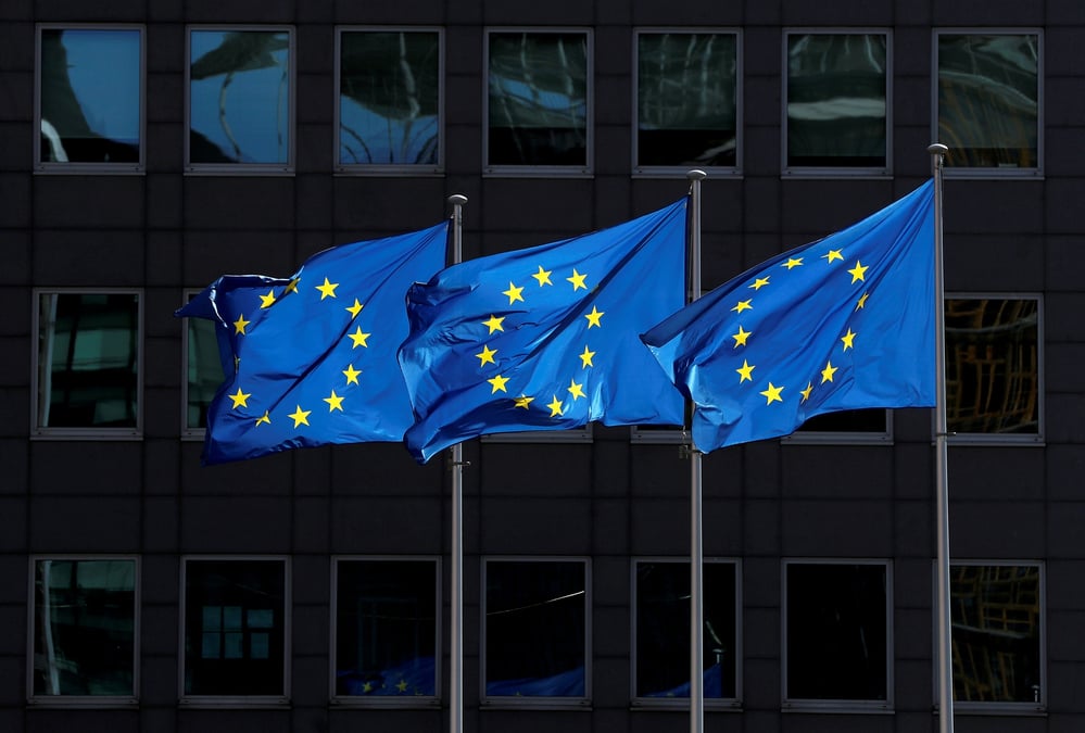 La hongrie et la pologne bloquent le projet de budget europeen