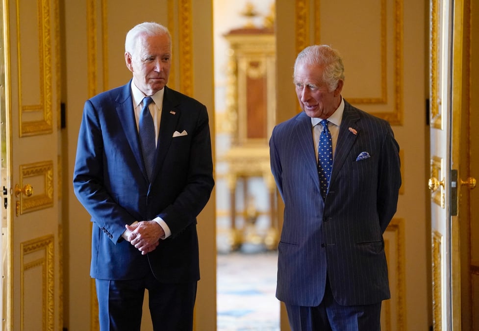 Joe biden et le roi charles
