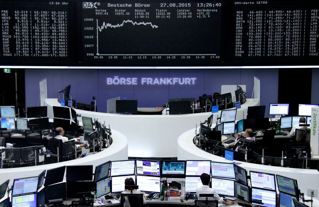 Les bourses europeennes orientees a la hausse a la mi-journee