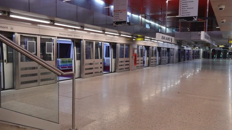 La longueur des rames de métro à Toulouse a été doublée, elle est dorénavant de 52 mètres.