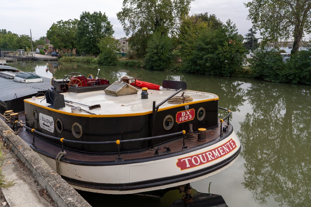 L'entreprise Cafés Di-Costanzo a pu, à l'aide d'une expérimentation, observée tous les obstacles d'un retour en puissance du fret fluvial à Toulouse.