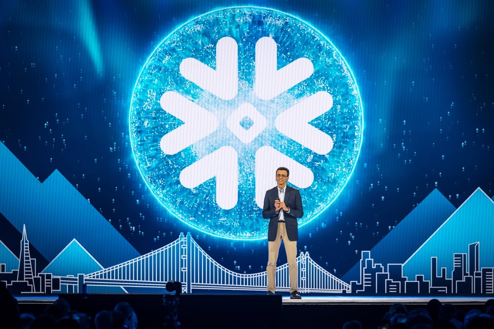 Sridhar Ramaswamy au sommet annuel de Snowflake l'an passé.