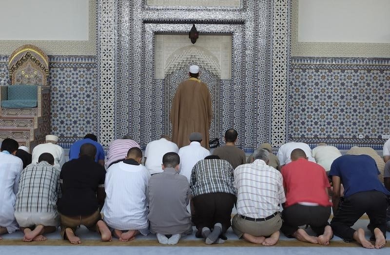 Pour thierry mandon, il n'y a pas assez de mosquees en france