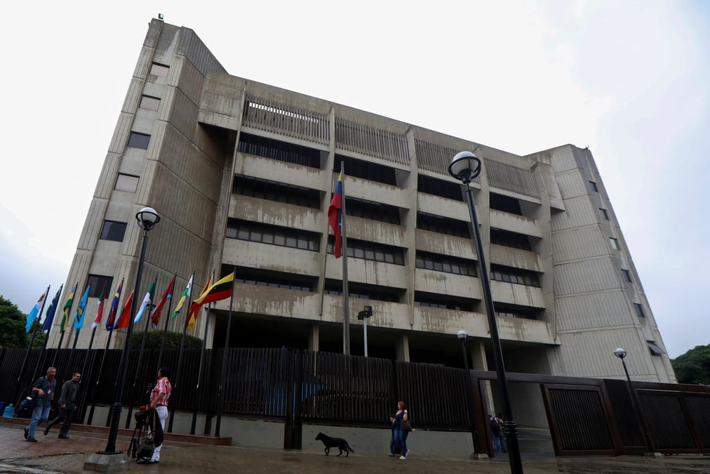 Venezuela: un maire d'opposition condamne a quinze mois de prison