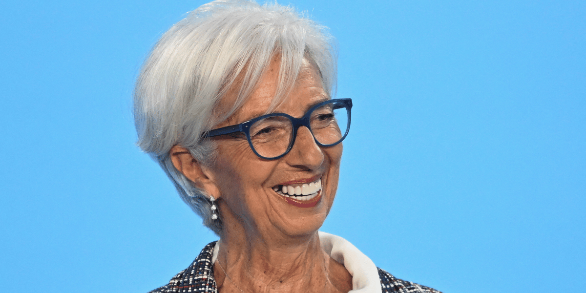 Les évolutions actuelles des prix « renforcent notre confiance dans le fait que l'inflation reviendra à l'objectif en temps voulu (et cela sera) pris en compte lors de la prochaine réunion de politique monétaire » d'octobre, avait déjà déclaré la présidente de la BCE, Christine Lagarde, lors d'une audition remarquée fin septembre au Parlement européen.