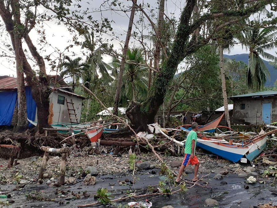 Philippines: le bilan du typhon s'alourdit a 28 morts