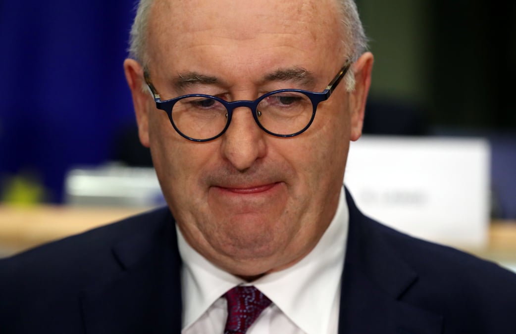 Le commissaire europeen au commerce, phil hogan, va demissionner