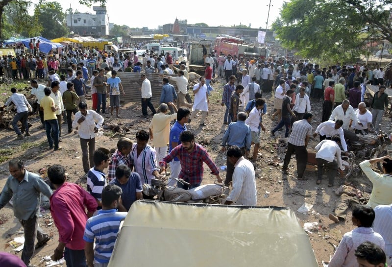 Le bilan de la double explosion dans le centre de l'inde s'alourdit