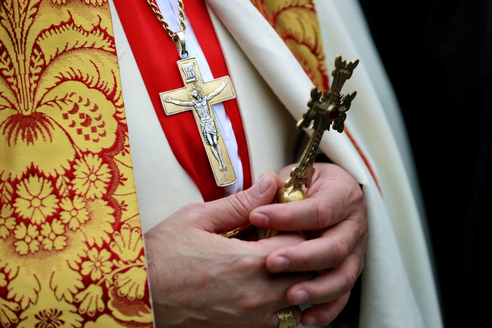 Quatre religieux en garde a vue a lille pour violences