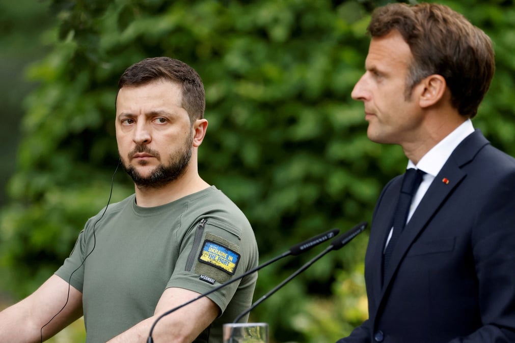 Ukraine: macron fait part a zelensky de sa preoccupation face au risque nucleaire