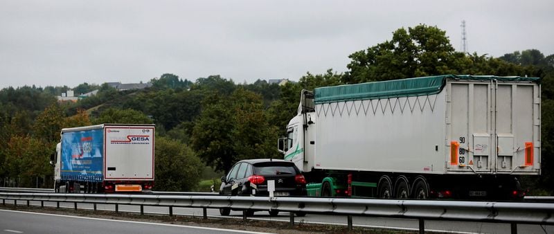 Le gouvernement évoque des pistes pour compenser l'écotaxe