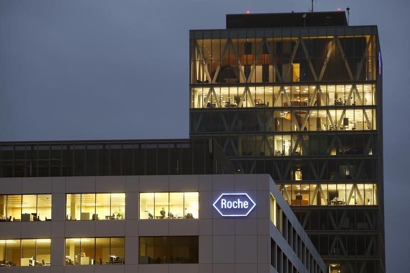 Roche fait mieux que prevu sur neuf mois