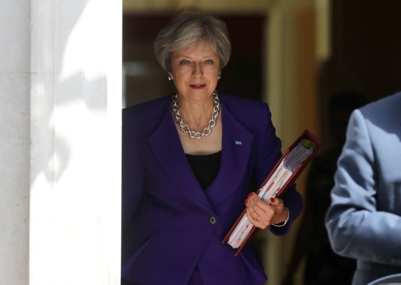 May et ses ministres a la campagne pour s'accorder sur le brexit