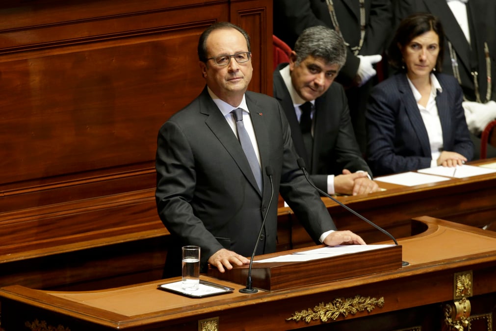 Hollande veut reformer la constitution pour lutter contre le terrorisme