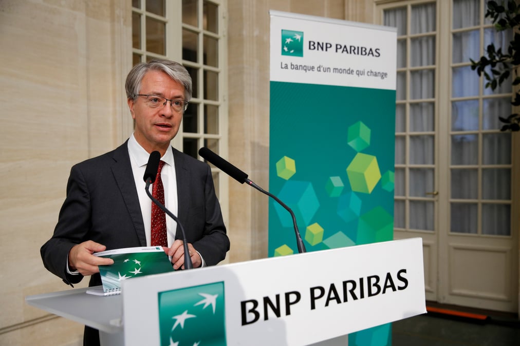 Bnp peine encore dans la bfi