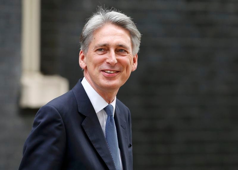 David Cameron nomme son ministre de la Défense au Foreign office