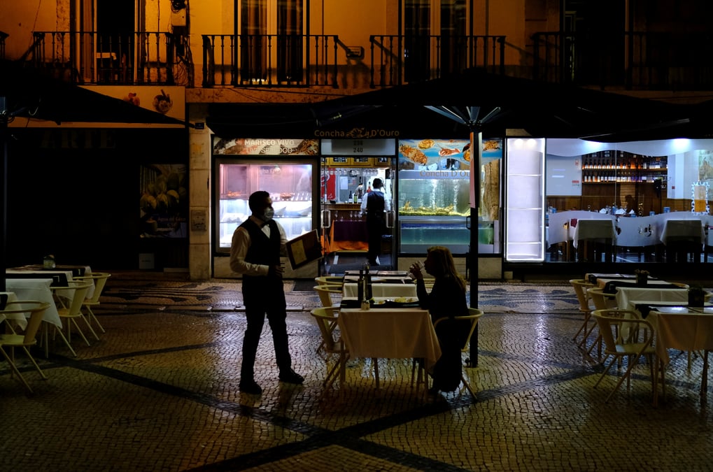 Coronavirus: le portugal leve le couvre-feu grace a l'avancee de la vaccination