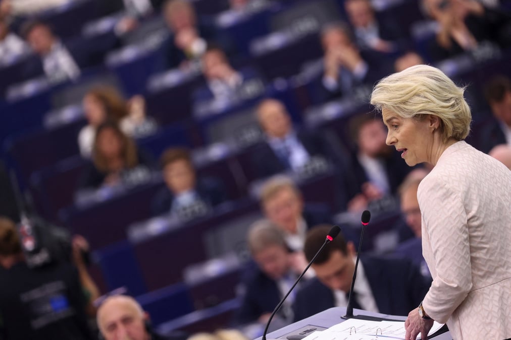 Von der leyen sollicite l'approbation des legislateurs de l'ue pour un autre mandat en tant que presidente de la ce