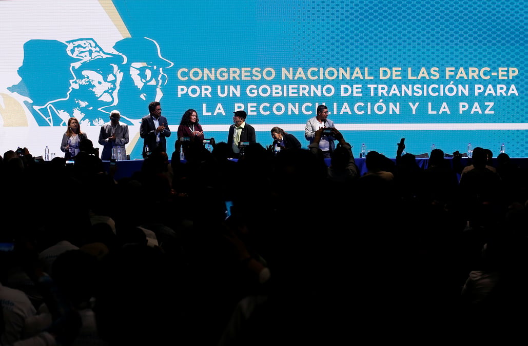 Les guerilleros des farc se convertissent a la politique