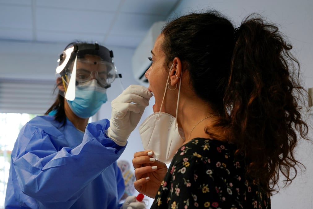 Coronavirus: hausse record des cas depuis la fin du confinement en espagne