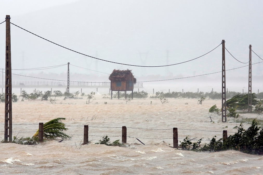 La tempete doksuri frappe le vietnam