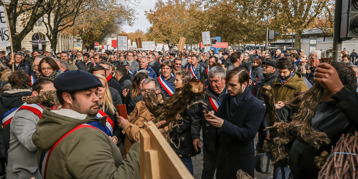 Cette demande d'arrachage était au centre de la manifestation viticole du 6 décembre 2022 à  Bordeaux.