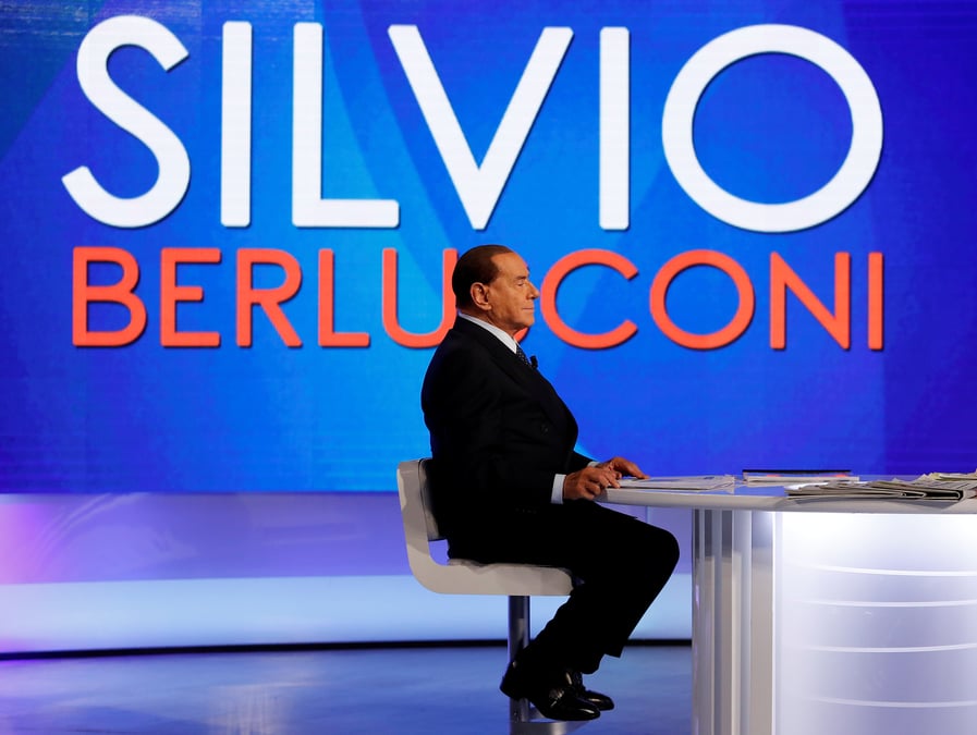 Berlusconi annule une deuxieme emission tele en quatre jours