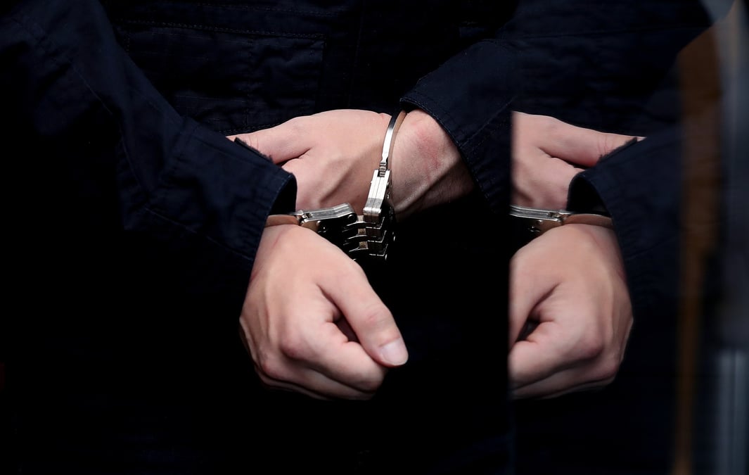 France: un homme interpelle a lille pour des menaces contre les fideles d'une mos-quee