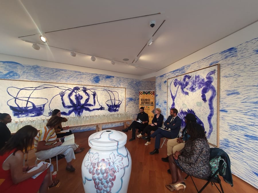 Michael Delafosse, maire de la ville et président de Montpellier Méditerranée Métropole, a dévoilé le programme de la première Biennale Euro-Africa dans la galerie d’art parisienne Lelong & co