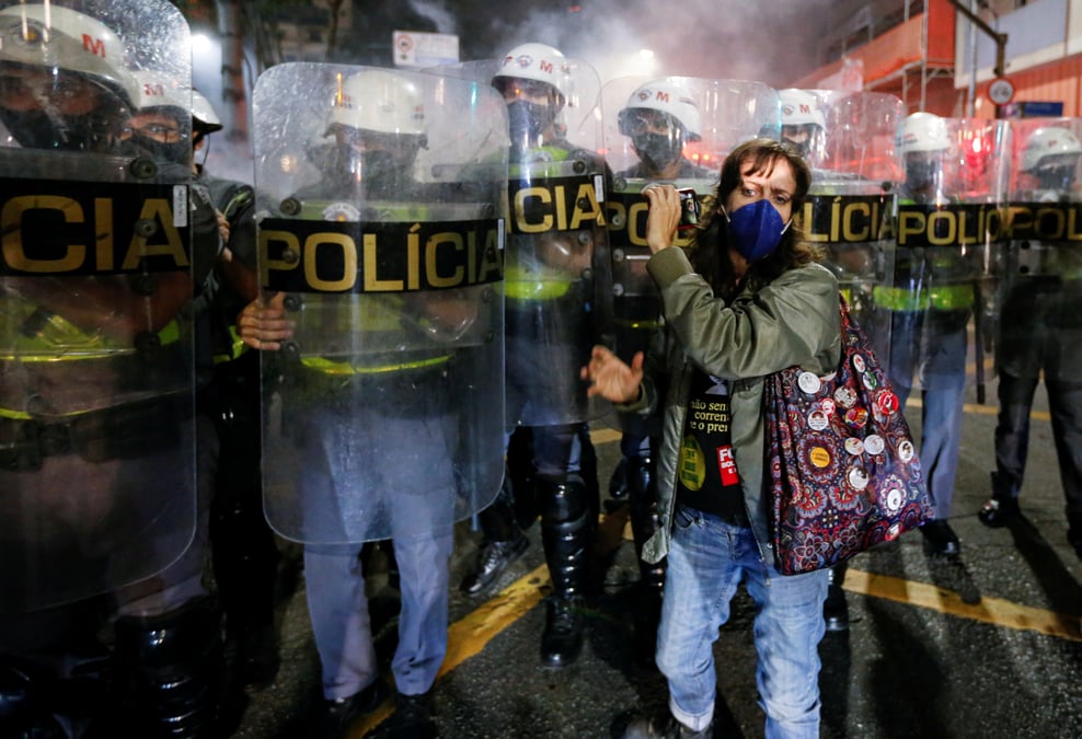 Bresil: manifestations contre bolsonaro et le manque de vaccins