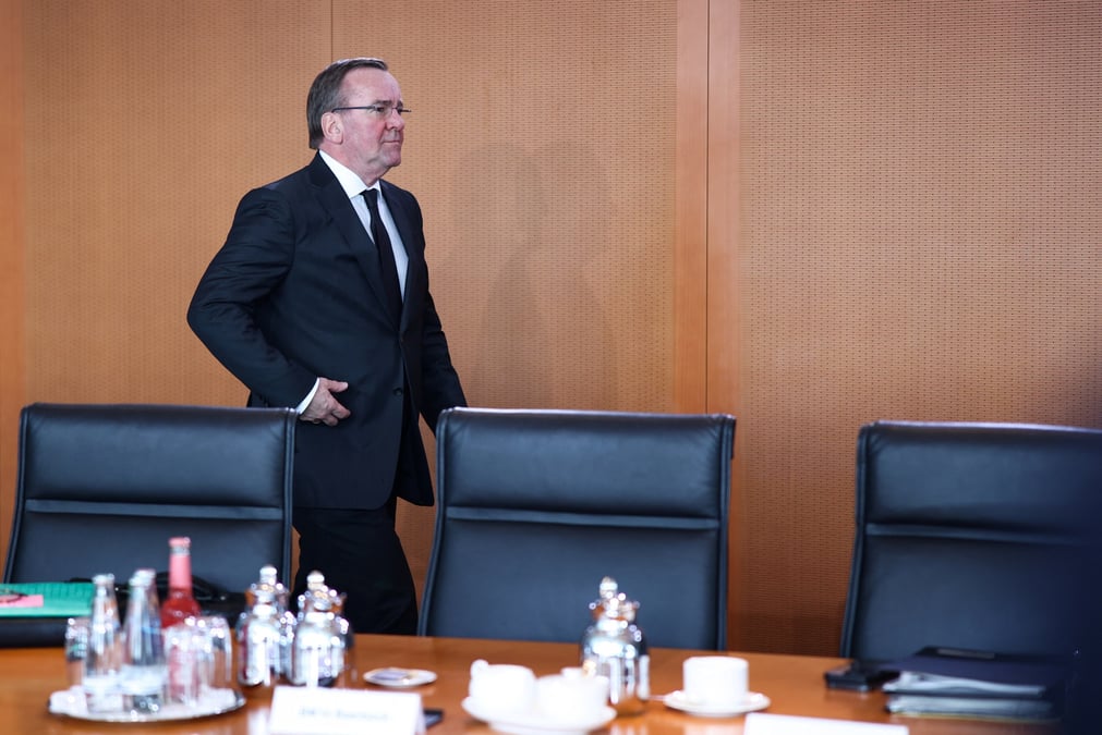 Le ministre allemand de la defense, boris pistorius, a la chancellerie a berlin