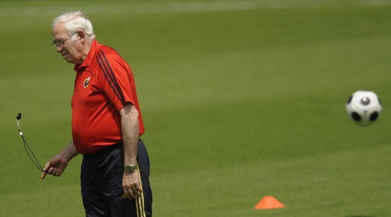 Football: mort de l'ancien entraîneur espagnol Luis Aragones