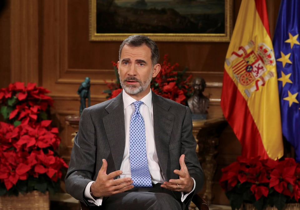 Le roi d'espagne appelle les partis catalans a la responsabilite