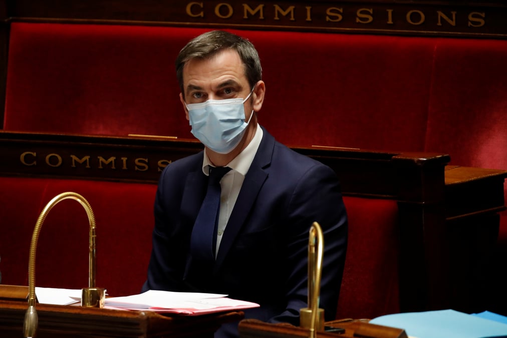 Coronavirus: le nouveau variant circule potentiellement en france, dit veran
