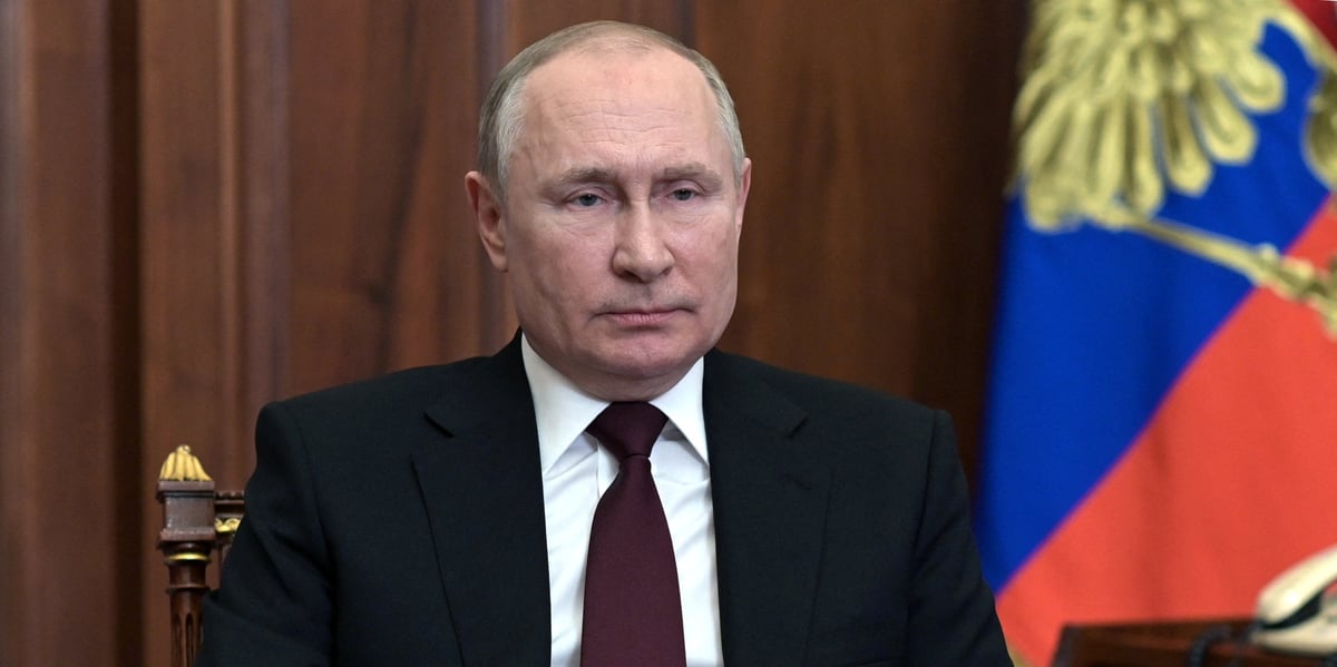 Une adhesion de l'ukraine a l'otan serait une menace pour la securite de la russie, dit poutine