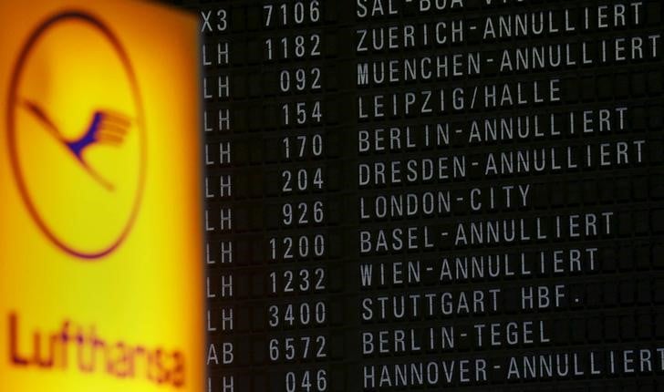 Le refere de lufthansa contre la greve des pilotes valide