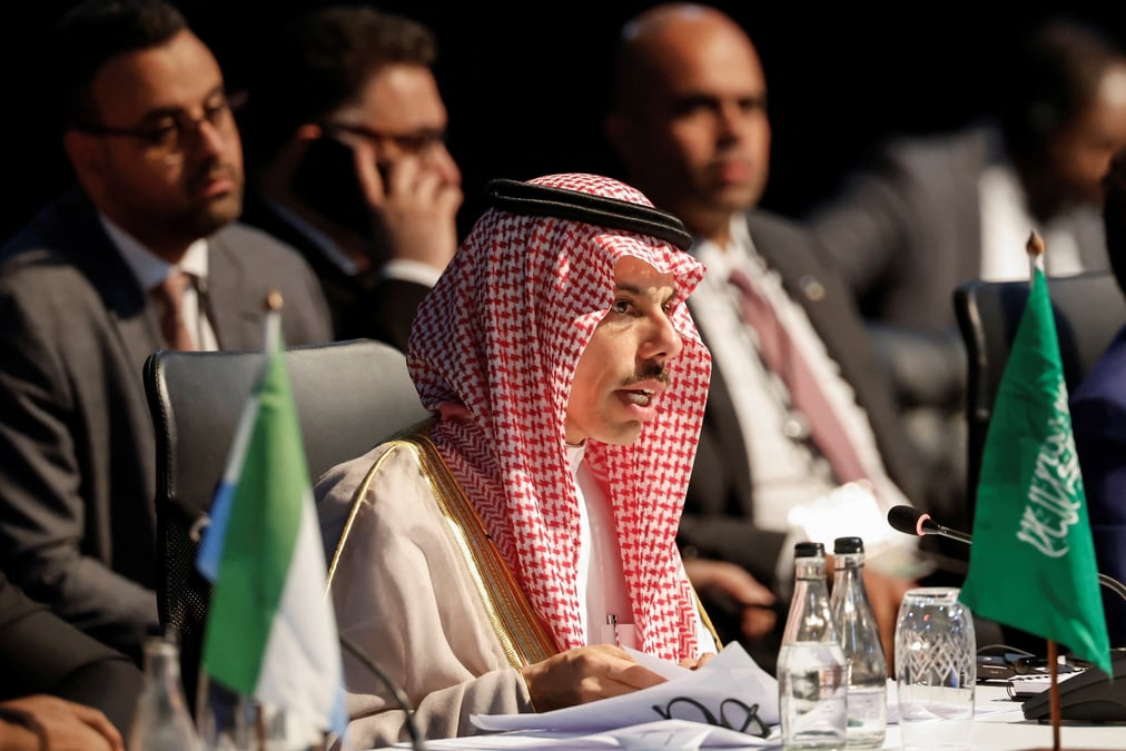 Photo du ministre saoudien des affaires etrangeres, le prince faycal ben farhan