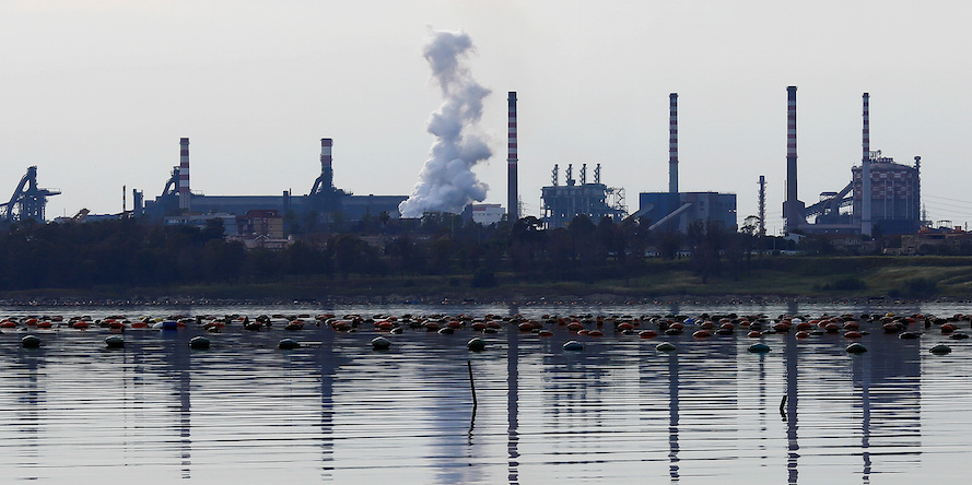 L'aciérie située dans le sud de l'Italie est en proie à une grave crise de liquidités, n'arrivant plus à rémunérer une grande partie de ses fournisseurs et à régler ses factures de gaz et d'électricité.