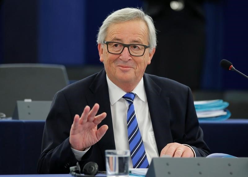 Juncker plaide pour une europe a plusieurs vitesses