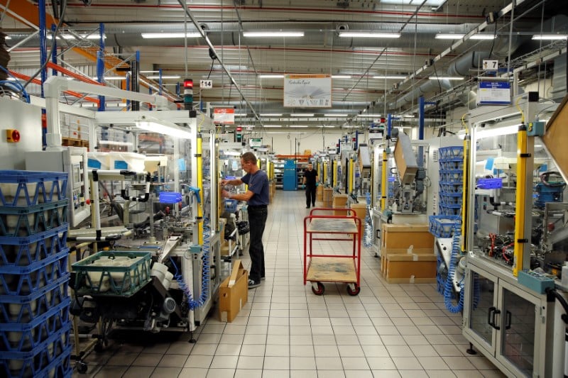 Les prix a la production en hausse de 0,6% en mai