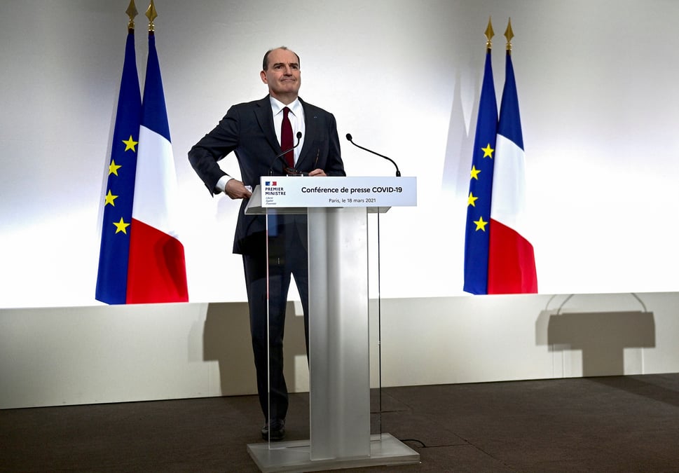 Seize departements, dont paris, confines pour quatre semaines, annonce castex