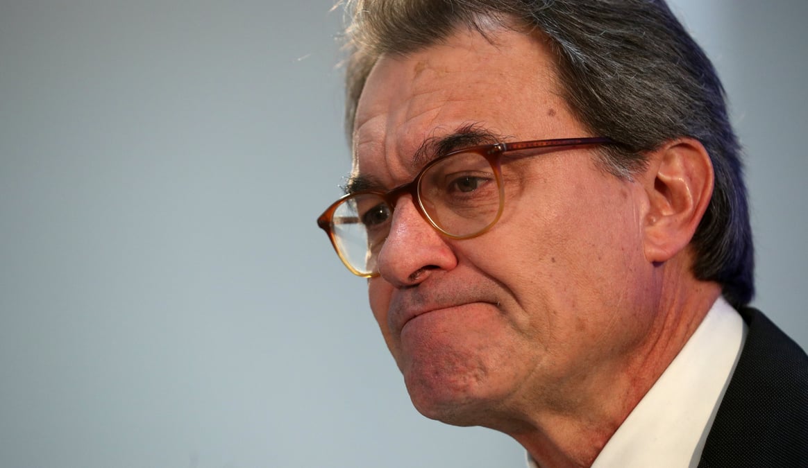L'ex president catalan artur mas quitte la tete de son parti separatiste