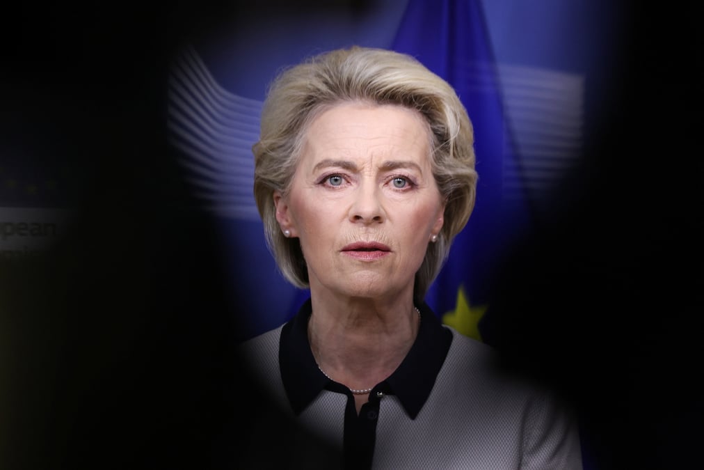 L'union europeenne va prendre des sanctions "massives" contre moscou, dit von der leyen
