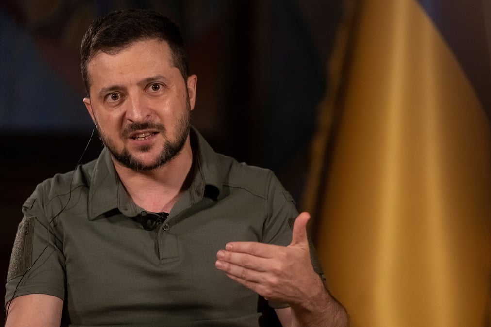Volodimir zelensky s'exprime pendant un entretien a kyiv