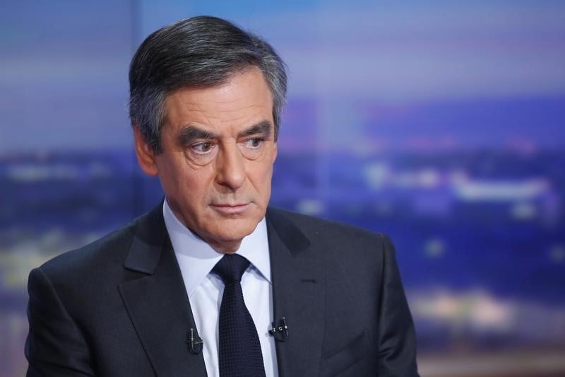 La popularite de fillon recule apres l'affaire penelope
