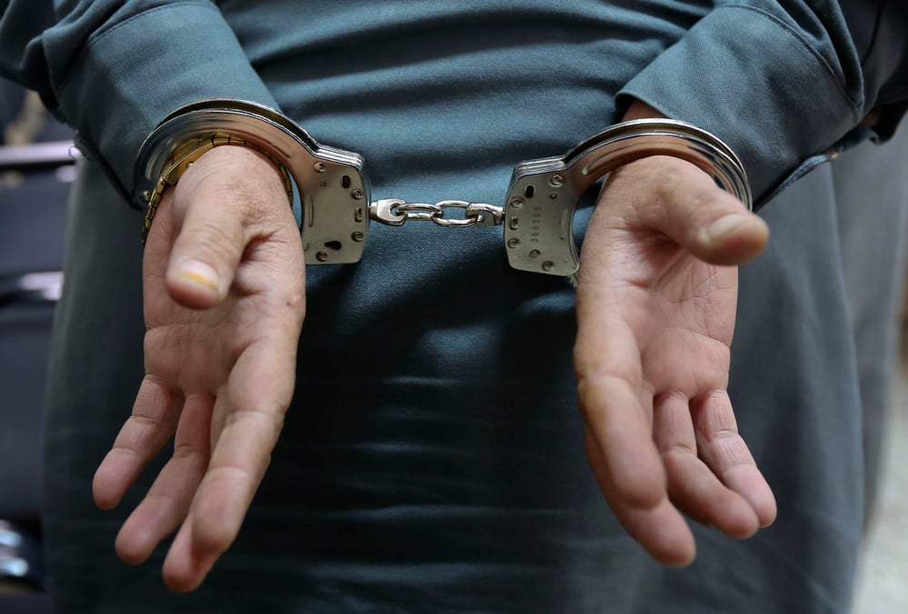 France: deux adultes arretes dans l'affaire des fuites du bac