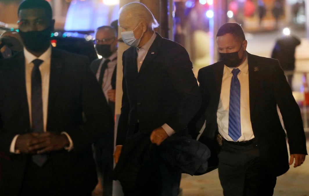 Des chercheurs chinois ont quitte les usa, l'equipe de biden ciblee