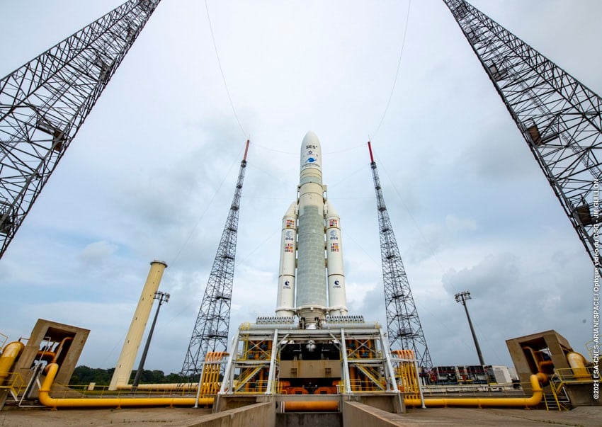 SES ministère des Armées Ariane 5 Arianespace