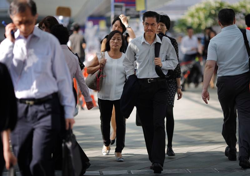 Hong Kong reprend le travail, test pour le groupe pro-démocratie